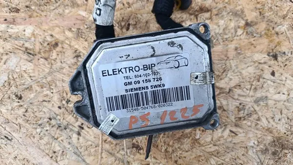 OPEL ZAFIRA VECTRA 1.8 Motorstyrningsenhet 09158726 image 2