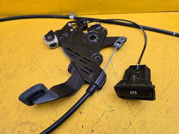 Handbrake Cable A4474200085 Vito 447 image 6