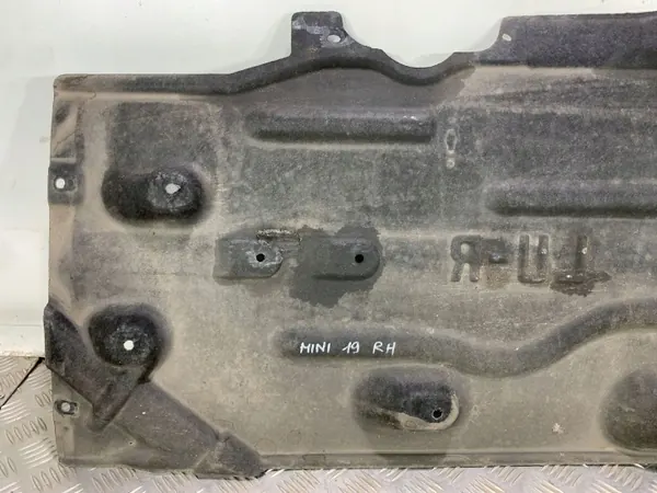 Escudo central de subchassis OEM FBZ25169 para Mini image 7