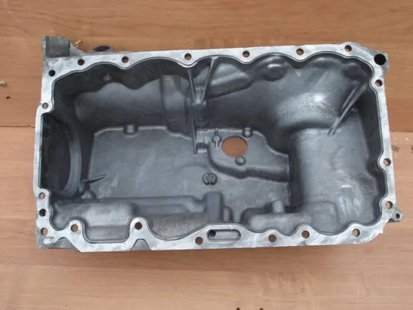 Öljypannu OEM 11138572020 BMW F10 F11 XDrive 2.0D:lle image 6