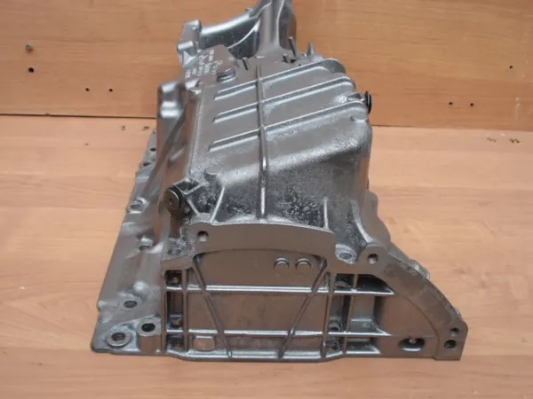 Öljypannu OEM 11138572020 BMW F10 F11 XDrive 2.0D:lle image 8