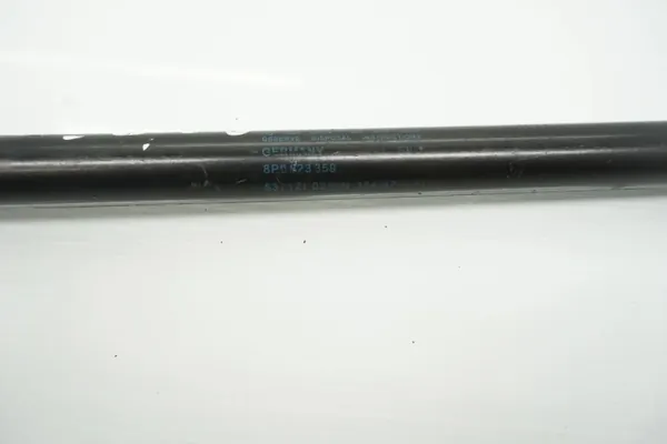 Audi A3 Heckklappendämpfer OEM 8P0823359 - Gebraucht image 5