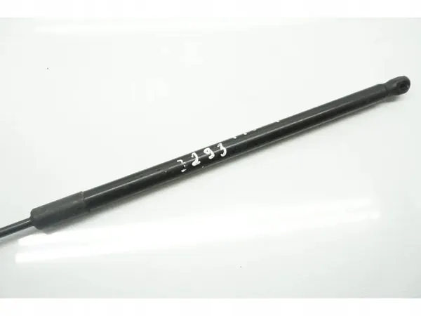 Audi A3 Heckklappendämpfer OEM 8P0823359 - Gebraucht image 8