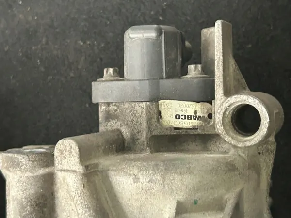 Mercedes-Benz OE A0032605663 - Pieza original usada image 3
