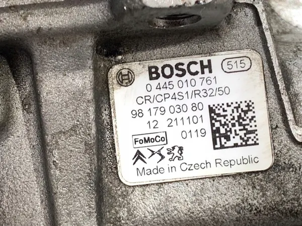 Bomba de inyección OEM 0445010761 para Toyota Proace image 4
