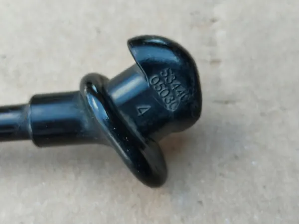 T29 Motorhaubenstütze OEM - Toyota Avensis III image 3