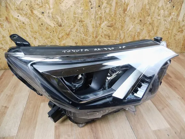 Faros Delantero Derecho Toyota RAV4 IV LIFT 15-19 FULL LED image 2