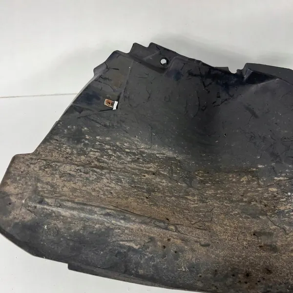 Voorste rechter wielkast BMW 3 Serie E90 E91 OE 51717154411 image 2