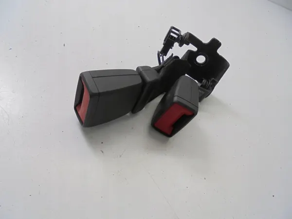 OEM 6F0857739B Takapenkin turvavyön soljet - VW Polo VI image 2