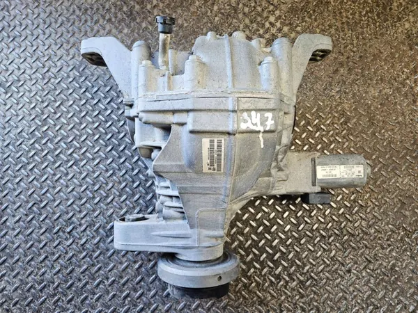 2018 Jeep Grand Cherokee Achterdifferentieel P68149922AD image 2