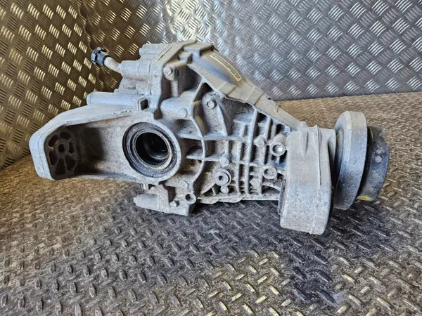 2018 Jeep Grand Cherokee Achterdifferentieel P68149922AD image 3