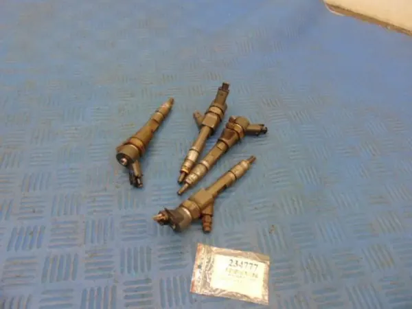 Renault diesel-injectorset OEM 8200100272 image 4