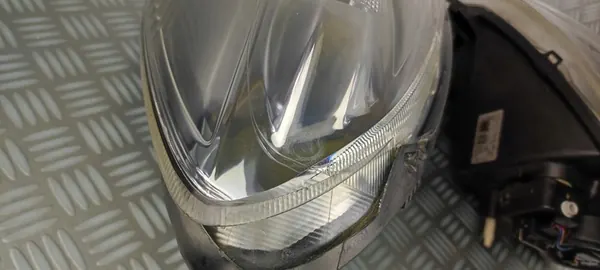 Vasen ja oikean etuvalon NISSAN NOTE E11 2006-2008 image 8