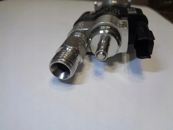 Inyector OE 13537589048 BMW N43 N53 image 5