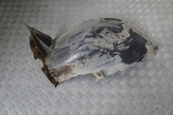 SKODA KAROQ - Front Right Wheel Arch 57A854816B image 2