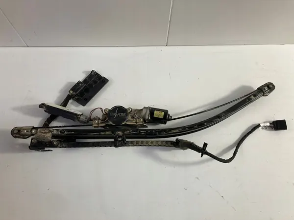 OEM 68368918AC Hecktür-Mechanismus rechts für Chrysler Pacifica image 2