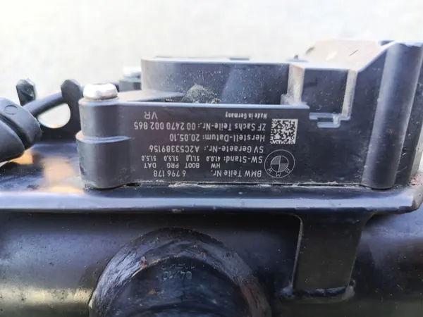 BMW 7 F01 Främre Höger Stötdämpare 37116796932 image 6