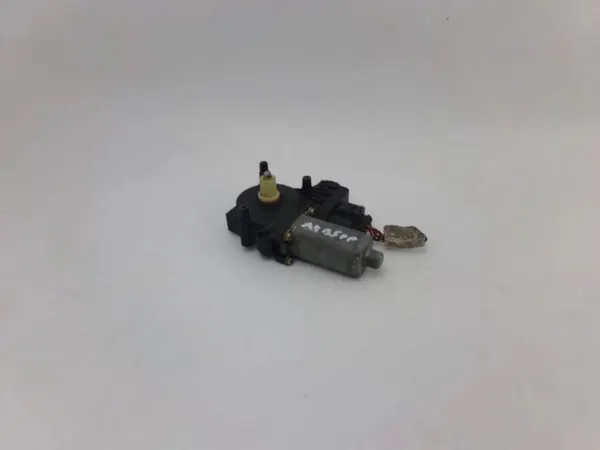 OEM 2203006217 Etu-Oikea Ikkunamoottori Audi A4 B5 image 4