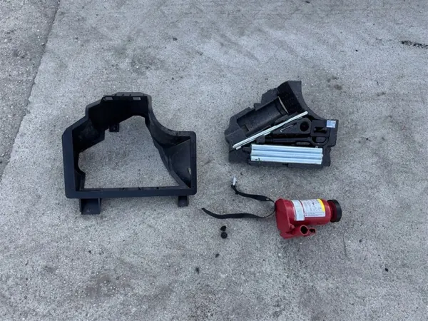 OEM LEWAREK KLUCZ ZESTAW KOŁA VW Crafter 2 image 2