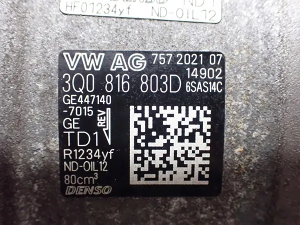 Compresor AC OEM 3Q0816803D para Seat Ibiza V image 5