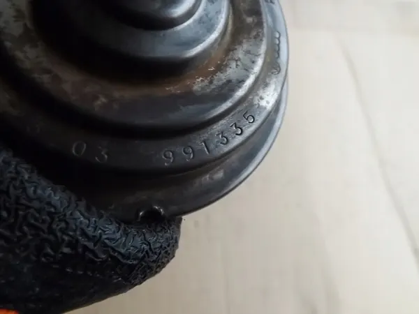 EGR-venttiili ja putki Audi A4 B5 1.9 TDI 028131501E image 5