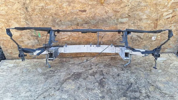 Etupalkki Mercedes C-Luokka W204 3.0D image 4