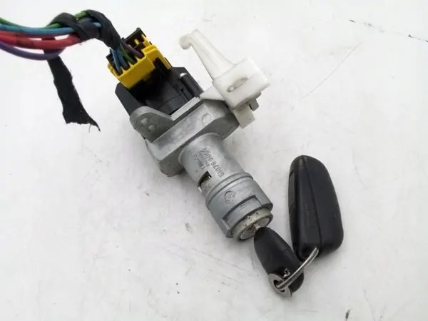 OEM 4387742 900 SAAB Sytytyslukko 95-96 image 2