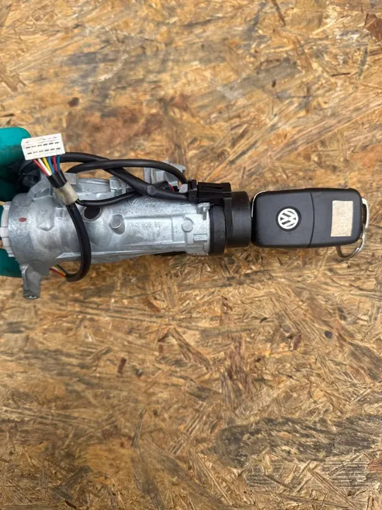 VW GOLF VII Sytytyskytkin Avain 1K0905851 image 3