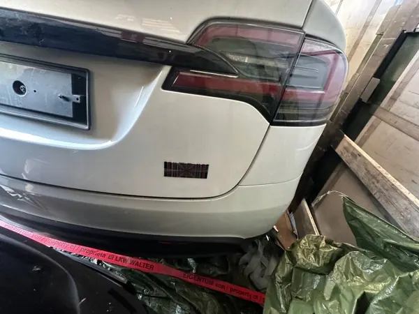 OEM 1111111-00-H Tesla Batterie 95Ah Gebraucht image 10