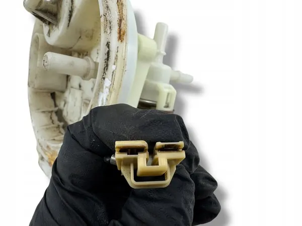 Brandstofpomp Porsche Cayenne 2008 image 6