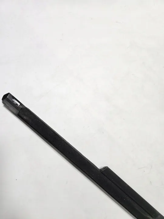 BMW 5 G31 Oikea Taka Kaavin Nauha OEM 7404032 image 5