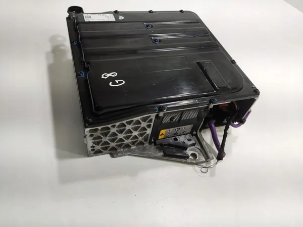 Batería usada OEM 5WA915107 para VW Golf VIII 1.5 eTSI image 5