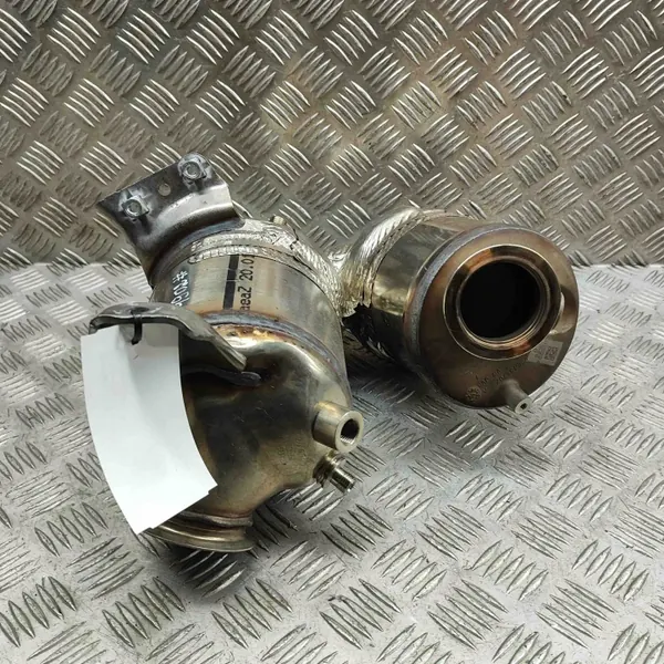 Catalyseur OEM 05E131701E pour VW T-Roc 1.5L image 2