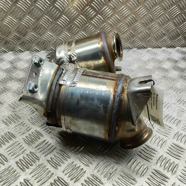 Catalyseur OEM 05E131701E pour VW T-Roc 1.5L image 3