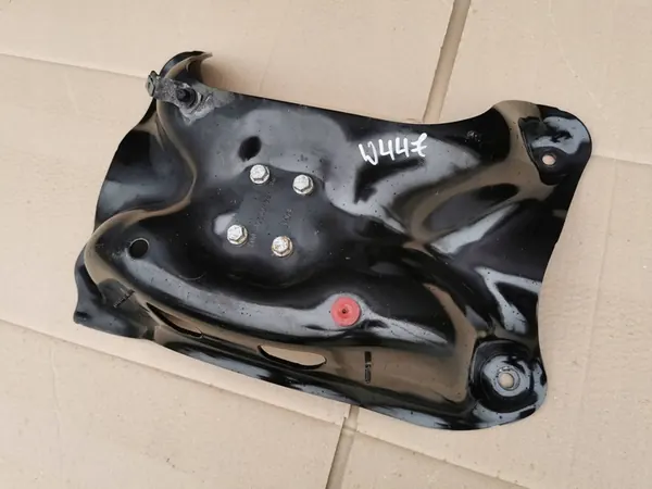 MERCEDES VITO V-KLASA W447 Gearbox Support A4472400200 image 3