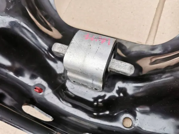 MERCEDES VITO V-KLASA W447 Gearbox Support A4472400200 image 8