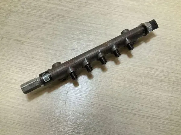 Sensor pressão combustível OEM 41680702 Opel Mokka image 2