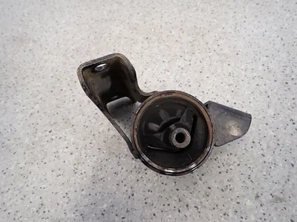 SUZUKI ALTO 1.0i 09 Höger Motorfäste OEM image 4