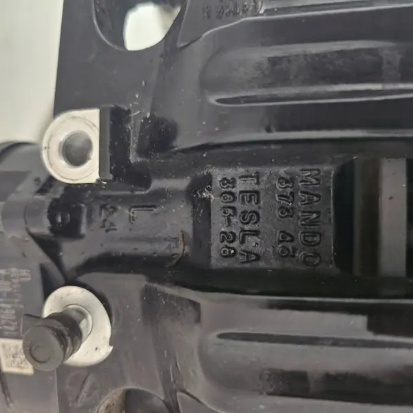 OEM 142041500H Cubo Traseiro Esquerdo Tesla Model X image 9