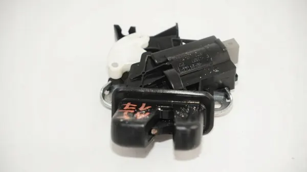 Kofferraumschloss OEM 360202664 für VW Passat B7 image 6