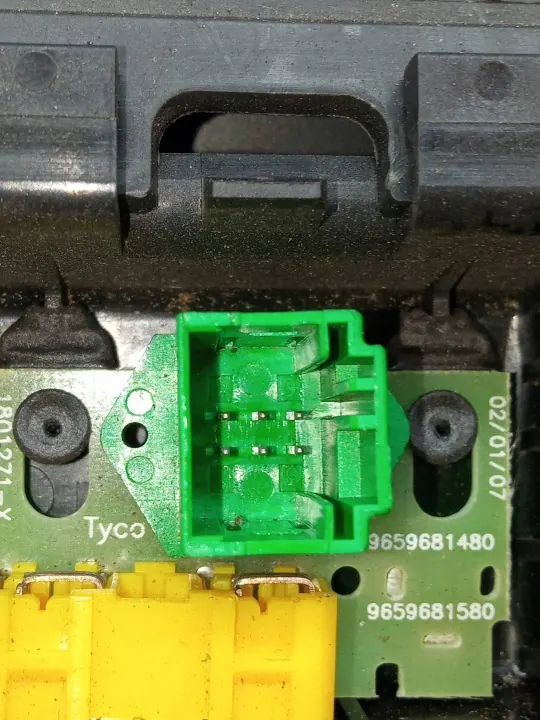 Passagerarhandskfack OEM 9680941977 Peugeot Partner II image 4