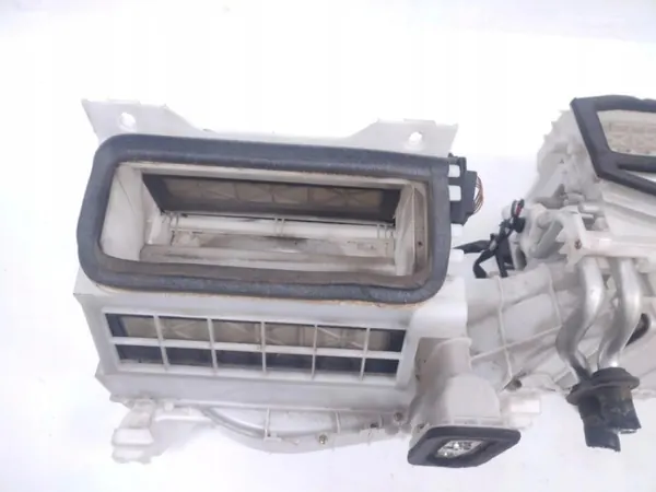 Suzuki Grand Vitara II Luftheizung OEM 74100-64J image 6