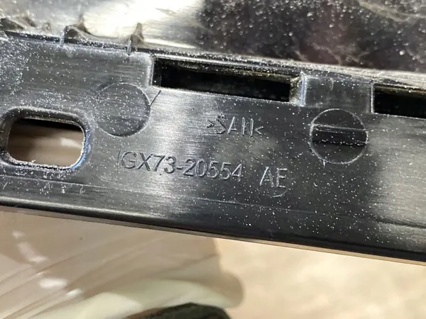 Jaguar XE fram höger dörrglaslist GX7320554AE image 5