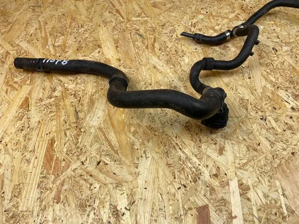 Vesiputki VW Skoda Seat Audi 5Q0122101GK image 3