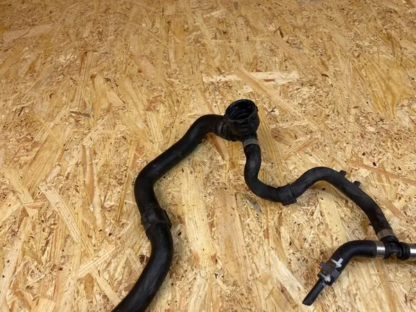 Vesiputki VW Skoda Seat Audi 5Q0122101GK image 8