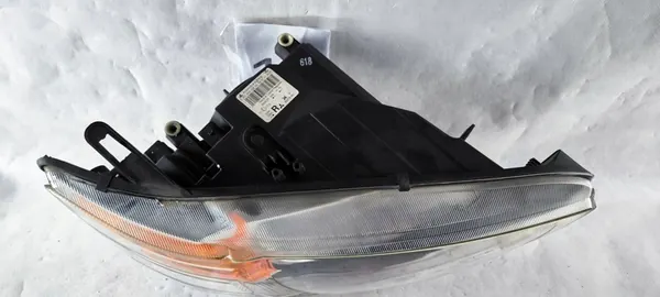 Mitsubishi Colt IV Z30 Faro Reflector Derecho 8301B180 image 5