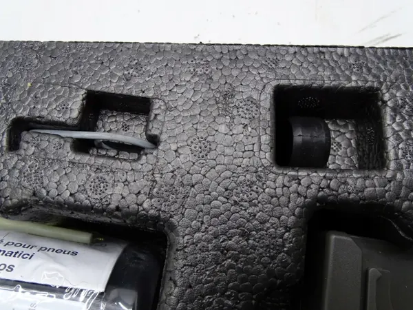 Kit Insertion Roue de Secours OEM 17470111080 Seat Leon III image 6