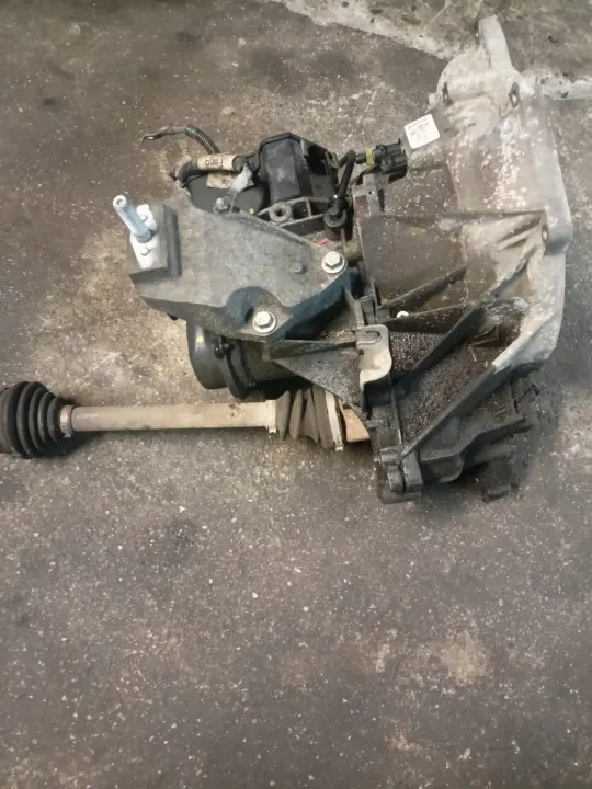 Ford Mondeo MK4 07-14 Handgeschakeld 1.6 16V 7G9R-7002-EC image 4
