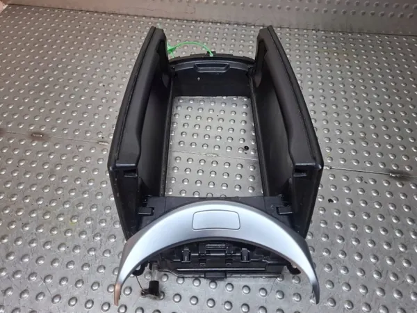 Armsteun opbergdoos leer OEM S26372964 Mercedes image 4