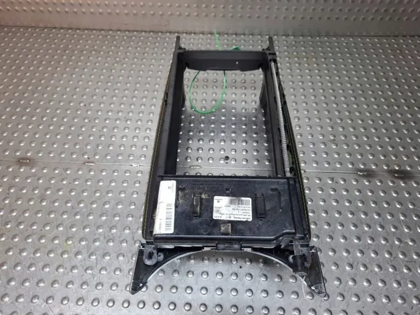 Armsteun opbergdoos leer OEM S26372964 Mercedes image 5